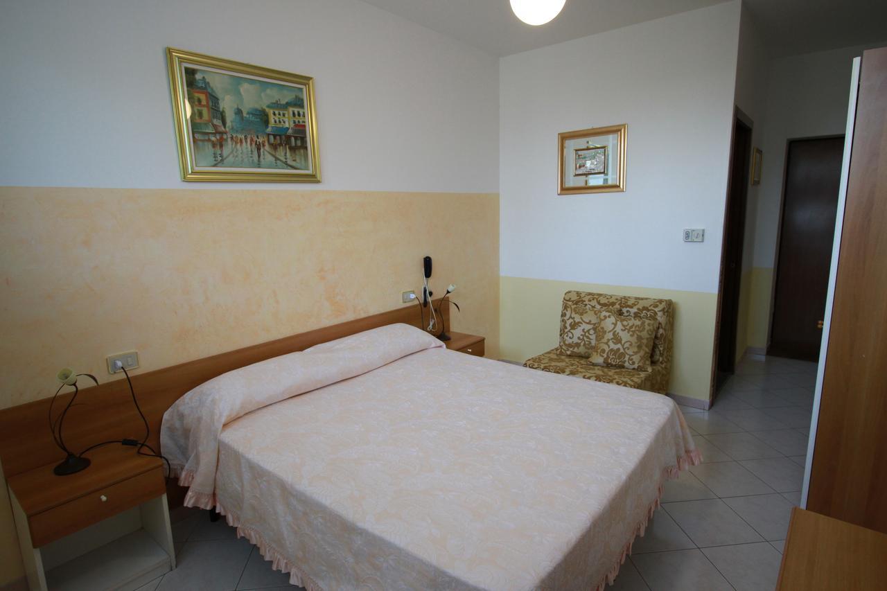 Hotel I Laghetti Polesella Buitenkant foto