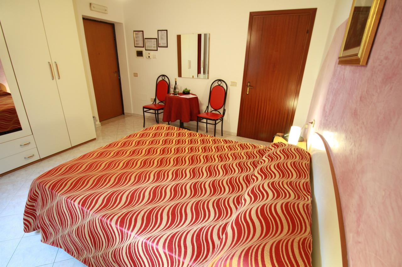 Hotel I Laghetti Polesella Buitenkant foto