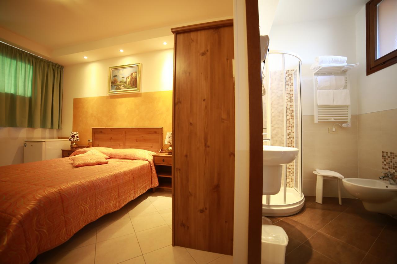 Hotel I Laghetti Polesella Buitenkant foto